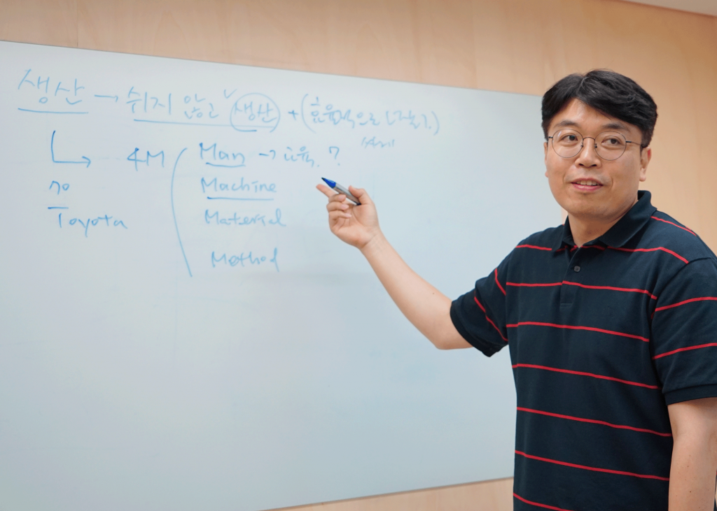 “마키나락스 상장보다 ‘현장’에 안착 가능한 기술 시너지가 우선이었죠” | 제로원벤처스 투자 노트, 마키나락스의 초기 투자부터 함께 해온 현대자동차 제로원벤처스의 양우람 책임